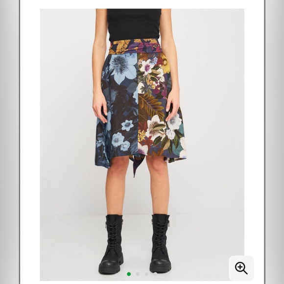 DESIGUAL Floral Skirt with Tie Belt - Picture 2 of 10